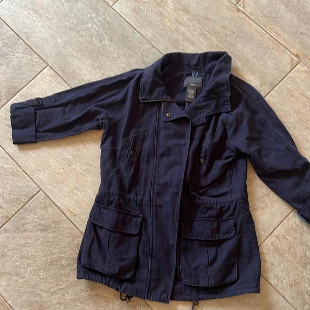 Women’s lightweight navy jacket